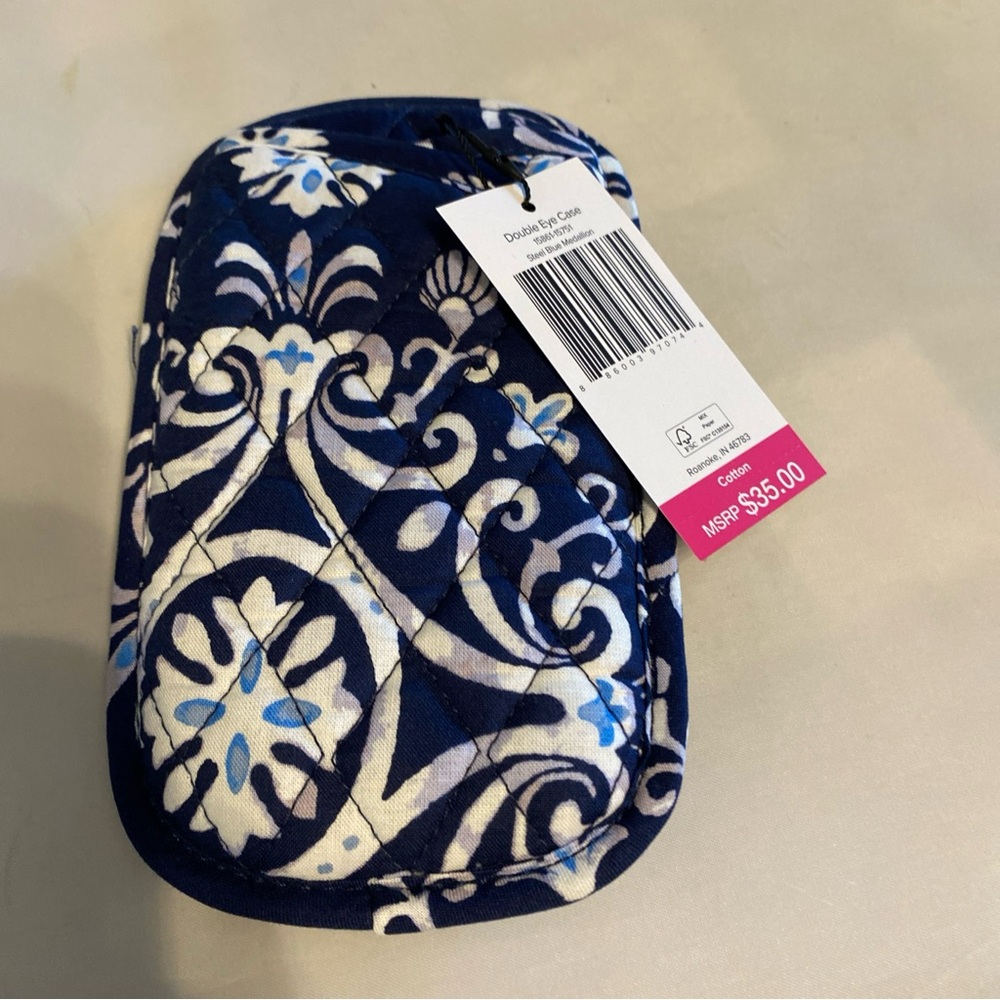 Vera Bradley double eye glass glass